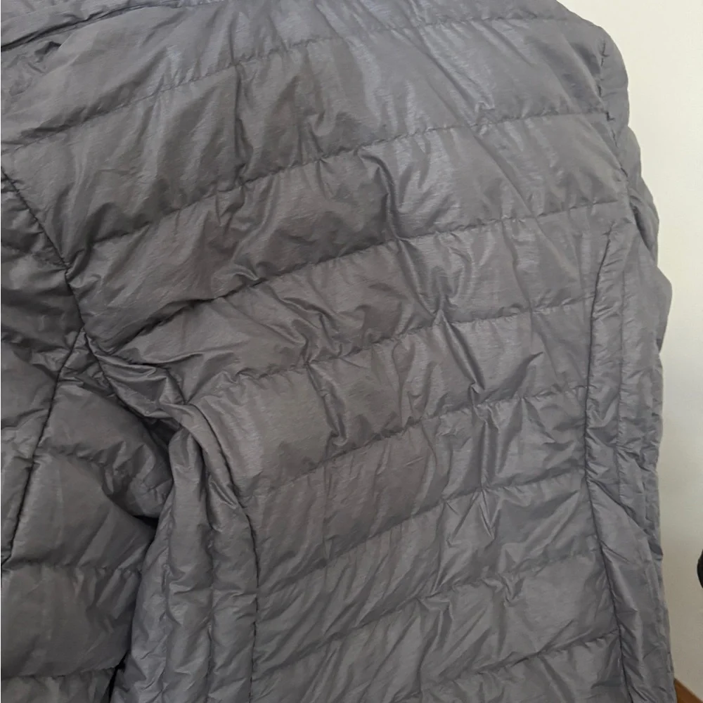 HEATKEEP Women’s Metallic Gray Hooded Puffer Jacket - XXL - Picture 6 of 7